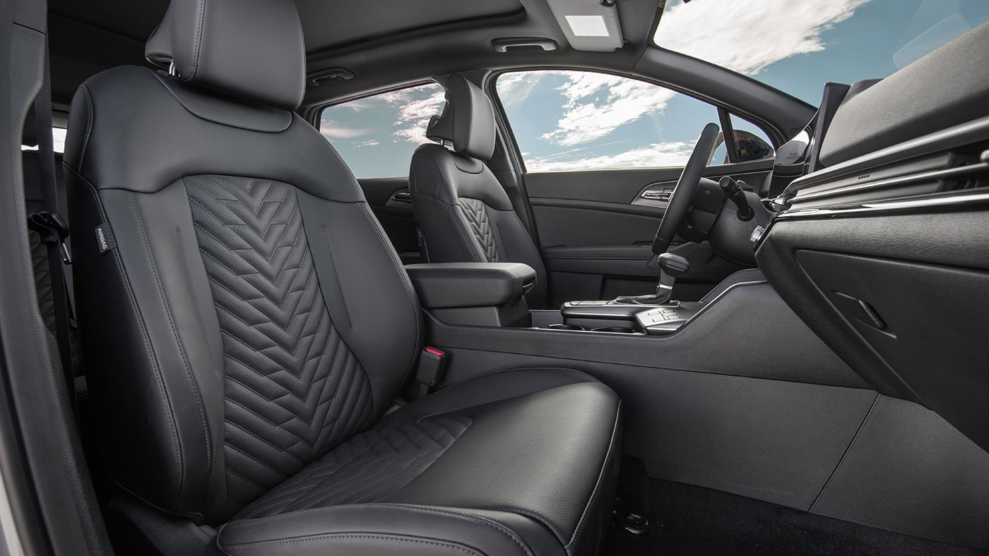 2026 Kia Sportage front seats