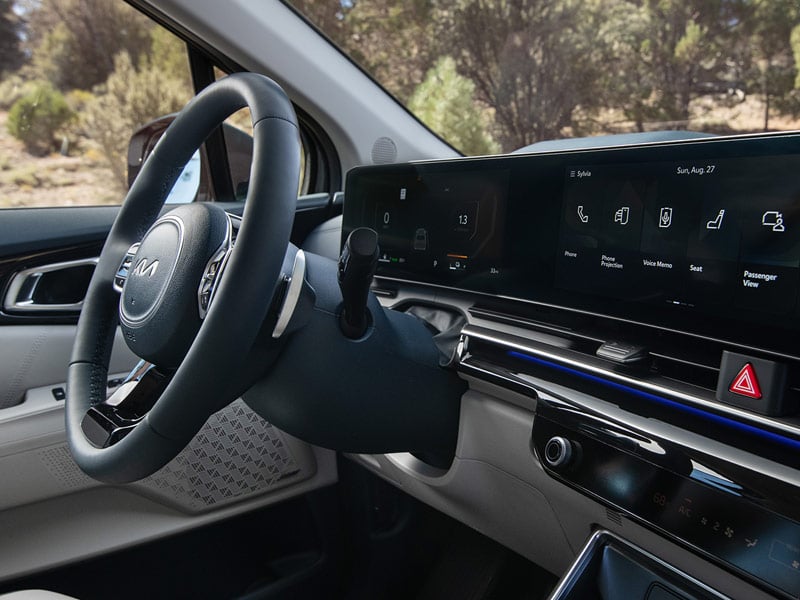 New 2026 Kia Carnival HEV Minivan Interior Comfort Features and Technology
