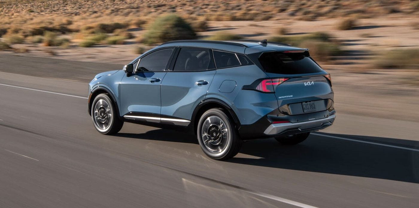 2026 Sportage PHEV Running Rear View